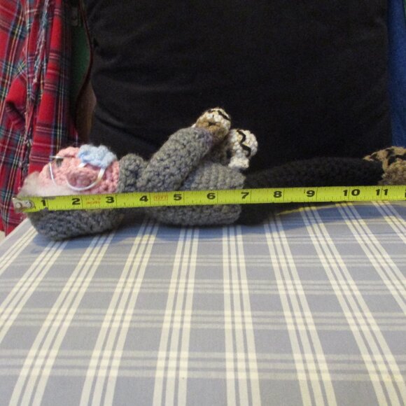 Hand Crocheted Bernie Sanders doll. With mask, and wire glasses, 13" - Picture 4 of 4